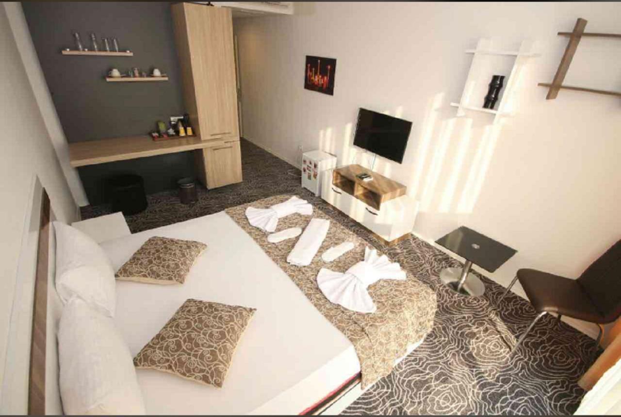 Point Last Büyükçekmece Extérieur photo